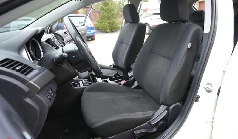 Mitsubishi Lancer 1.6 ClearTec Invite full
