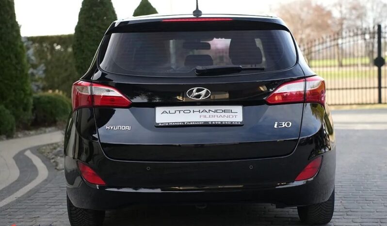 Hyundai I30 blue Kombi 1.4 Classic Navigation full