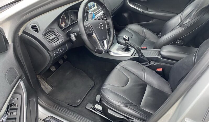 Volvo V40 Ledy Navi Radar wersja Inscription Gwarancja Gethelp full