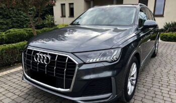 Audi Q7 full