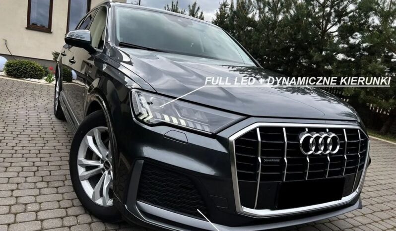 Audi Q7 full