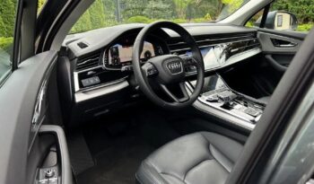 Audi Q7 full