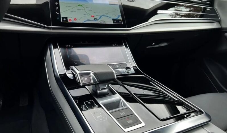 Audi Q7 full