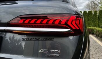 Audi Q7 full
