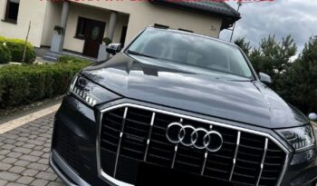 Audi Q7 full