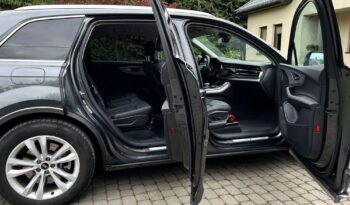 Audi Q7 full