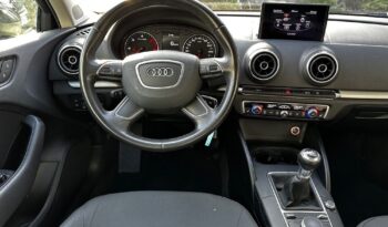 Audi A3 2.0 TDI clean diesel Attraction full