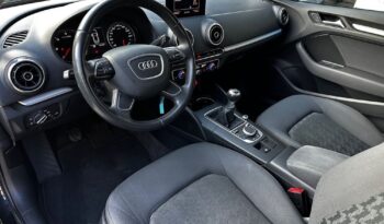 Audi A3 2.0 TDI clean diesel Attraction full