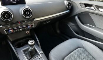 Audi A3 2.0 TDI clean diesel Attraction full