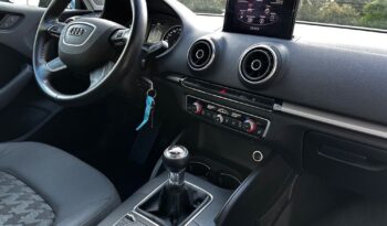 Audi A3 2.0 TDI clean diesel Attraction full