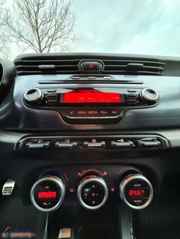 Alfa Romeo Giulietta 1.4 TB MultiAir Distinctive full