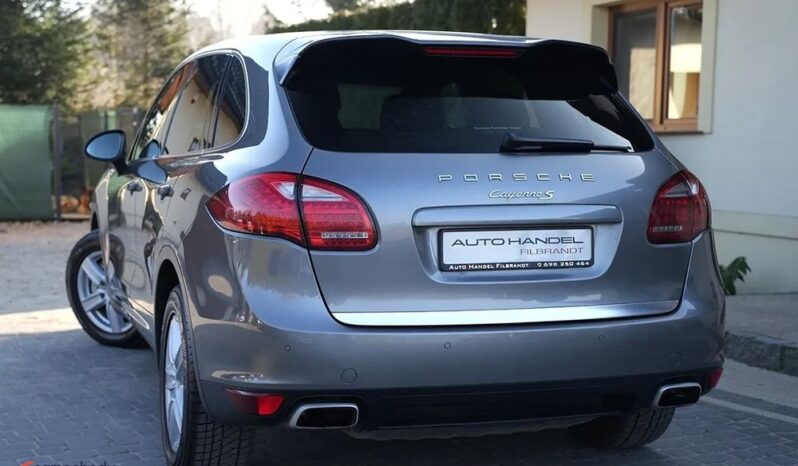 Porsche Cayenne S full