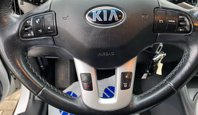 SUV KIA Sportage  2014 Diesel Manualna FWD (przód) Biały 5 5 Francja Perłowy full