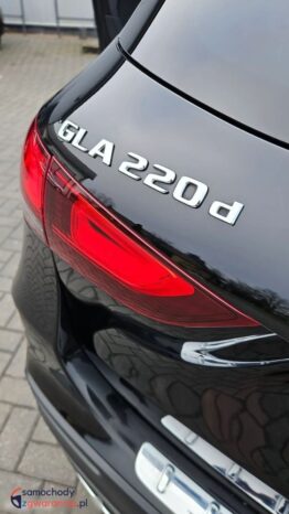 Mercedes-Benz GLA 220 d 8G-DCT full