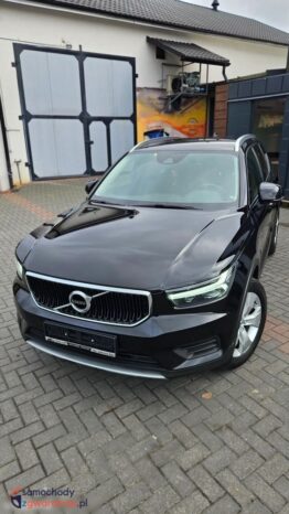 Volvo XC 40 D3 Momentum Pro full