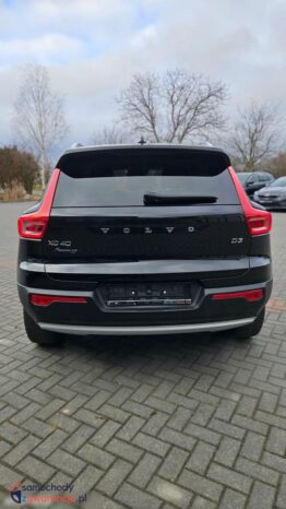 Volvo XC 40 D3 Momentum Pro full