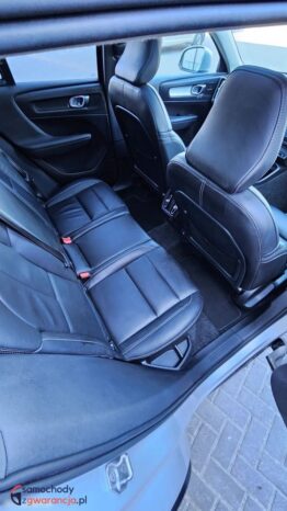 Volvo XC 40 D3 Geartronic Momentum Pro full