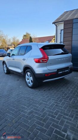 Volvo XC 40 D3 Geartronic Momentum Pro full