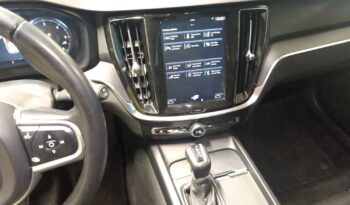 Volvo V60 D3 Momentum full