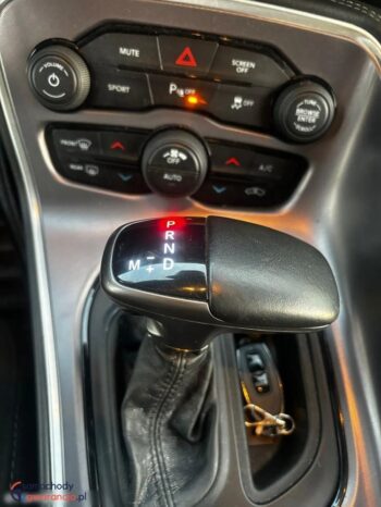 Dodge Challenger 3.6 SXT Plus full