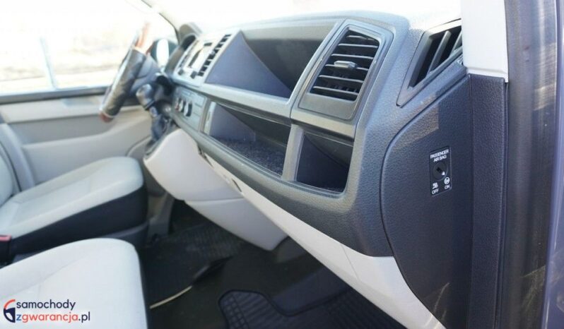 Volkswagen Transporter full