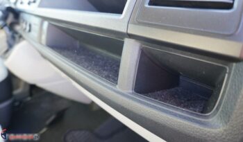 Volkswagen Transporter full
