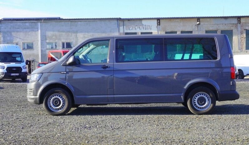 Volkswagen Transporter full