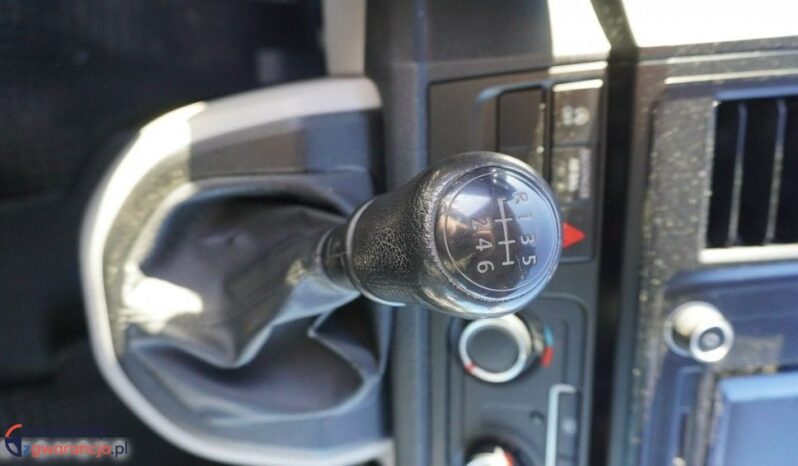 Volkswagen Transporter full