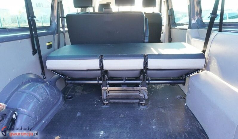 Volkswagen Transporter full