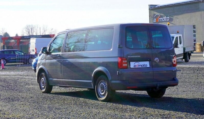 Volkswagen Transporter full