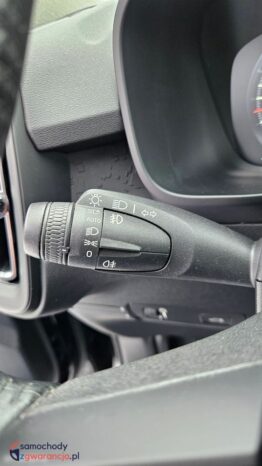 Volvo XC 40 D3 Momentum full
