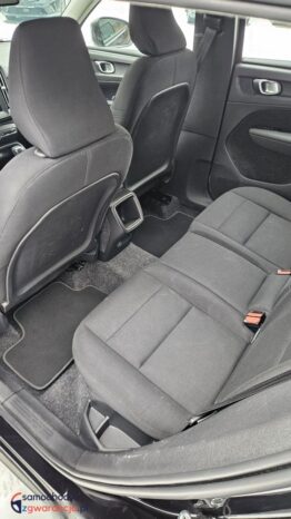 Volvo XC 40 D3 Momentum full