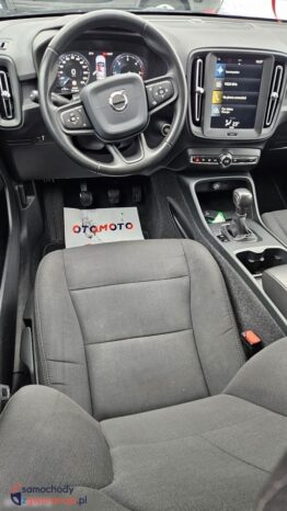 Volvo XC 40 D3 Momentum full