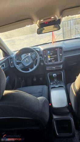 Volvo XC 40 D3 Momentum full