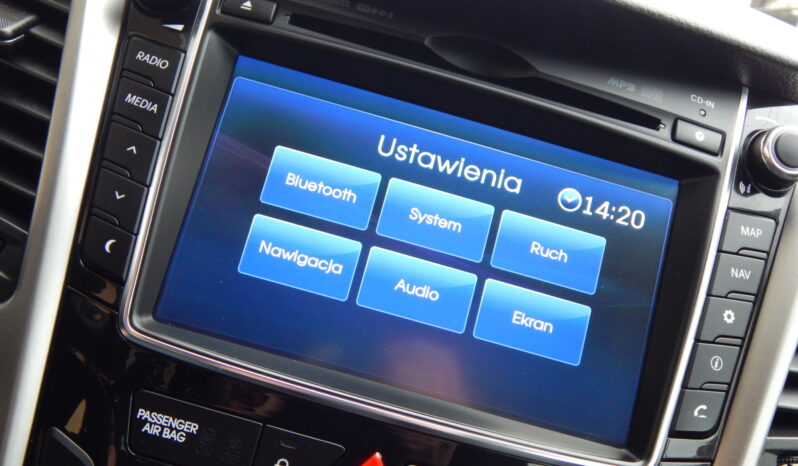 Kompakt HYUNDAI I30  2013 Benzyna Manualna FWD (przód) Szary 5 5 Niemcy Metalik full