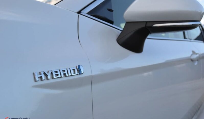 Toyota Camry 2.5 Hybrid Executive CVT full