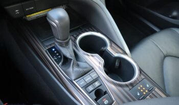 Toyota Camry 2.5 Hybrid Executive CVT full