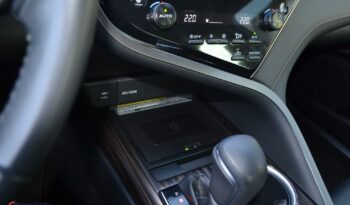 Toyota Camry 2.5 Hybrid Executive CVT full