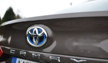 Toyota Camry 2.5 Hybrid Prestige CVT full