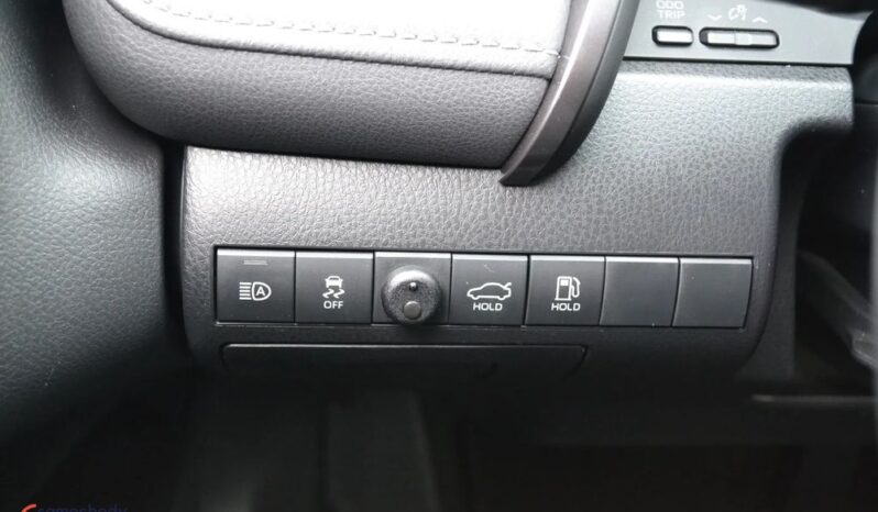 Toyota Camry 2.5 Hybrid Prestige CVT full