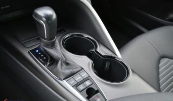 Toyota Camry 2.5 Hybrid Prestige CVT full