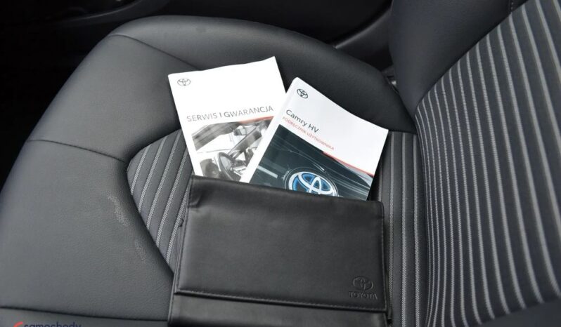 Toyota Camry 2.5 Hybrid Prestige CVT full