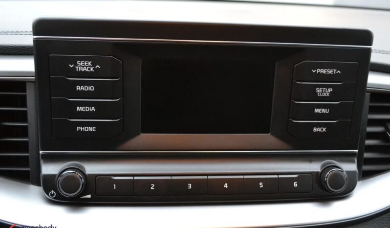 Kia Ceed 1.6 CRDi SCR M full