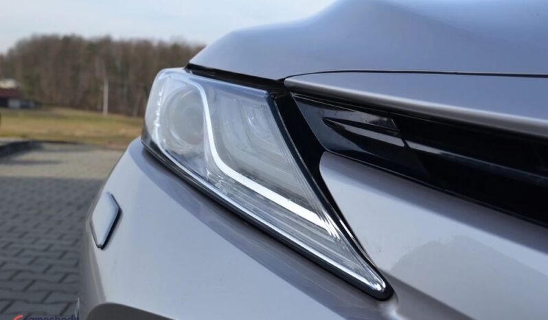 Toyota Camry 2.5 Hybrid Executive CVT full