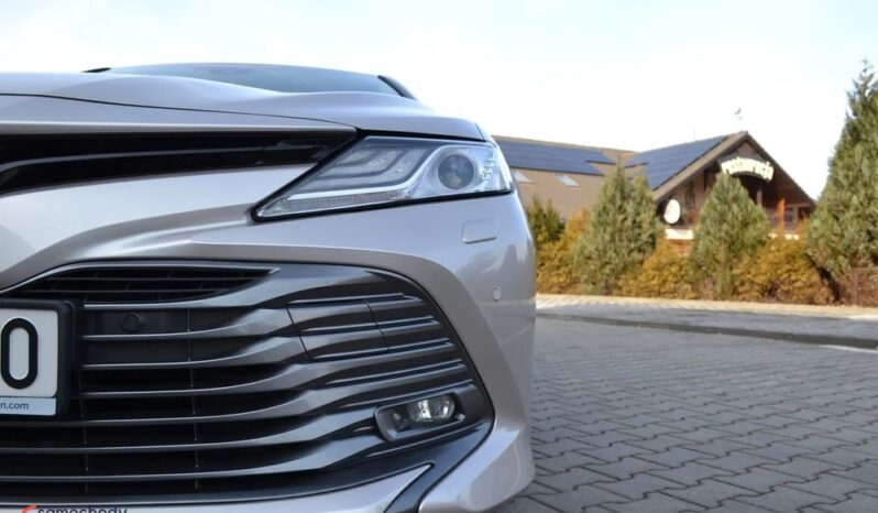 Toyota Camry 2.5 Hybrid Executive CVT full