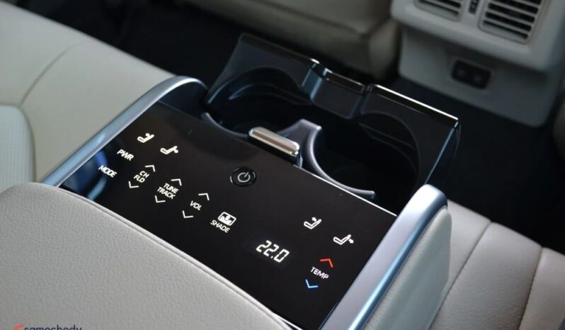 Toyota Camry 2.5 Hybrid Executive CVT full
