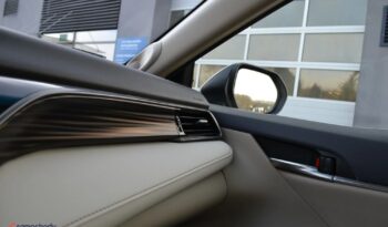 Toyota Camry 2.5 Hybrid Executive CVT full