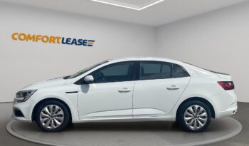 Sedan RENAULT Megane  2018 Benzyna Manualna FWD (przód) Biały 4 5 Polska Matowy full