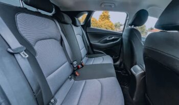 Hyundai i30 1.5 DPI Classic + full