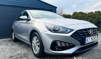 Hyundai i30 1.5 DPI Classic + full